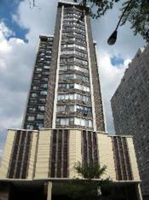 6325 N Sheridan Road 1907 Chicago IL 60660