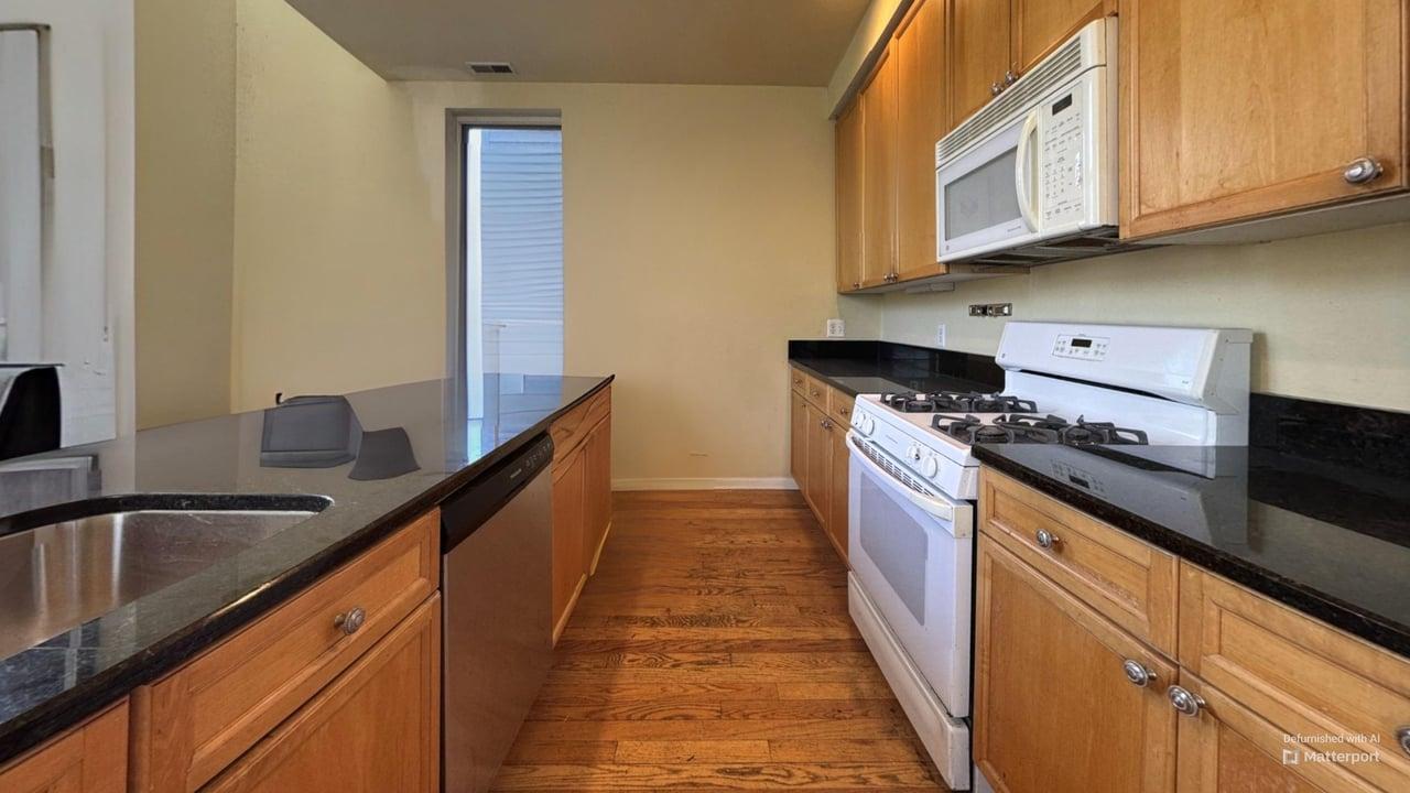 1412 W Diversey Parkway B