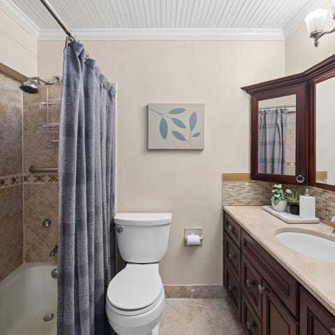 Tiny photo for 5445 N Sheridan Road #2008, Chicago, IL 60640 (MLS # 12736665)