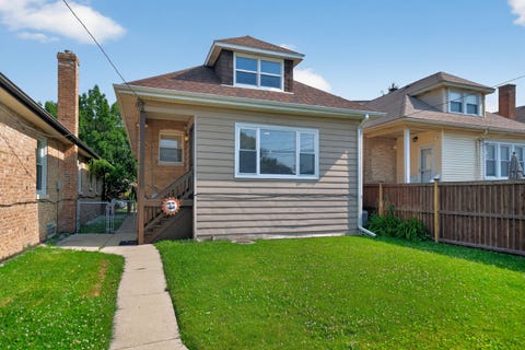 Tiny photo for 5755 W Eddy Street, Chicago, IL 60634 (MLS # 12709699)