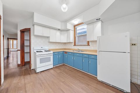 Tiny photo for 2103 Highland Avenue #2, Berwyn, IL 60402 (MLS # 12496641)