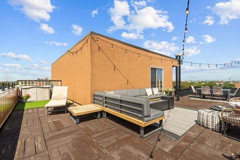 Tiny photo for 1865 N Winnebago Avenue #4S, Chicago, IL 60647 (MLS # 12448675)