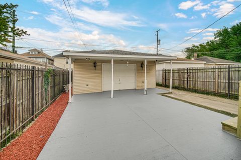 Tiny photo for 6741 S Maplewood Avenue, Chicago, IL 60629 (MLS # 12499077)