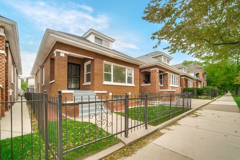 Tiny photo for 6741 S Maplewood Avenue, Chicago, IL 60629 (MLS # 12499077)