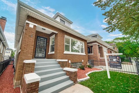 6741 S Maplewood Avenue S Chicago IL 60629