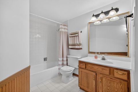 Tiny photo for 6419 Oak Forest Avenue #2N, Tinley Park, IL 60477 (MLS # 12581979)