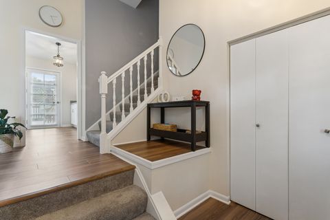 Tiny photo for 1012 Londonberry Court, Bolingbrook, IL 60440 (MLS # 12474410)