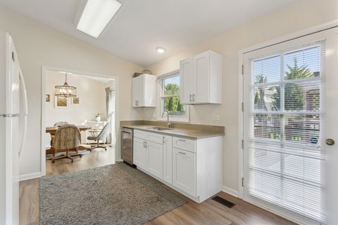 Tiny photo for 1012 Londonberry Court, Bolingbrook, IL 60440 (MLS # 12474410)