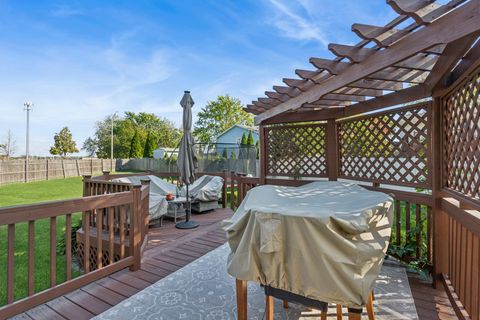 Tiny photo for 1012 Londonberry Court, Bolingbrook, IL 60440 (MLS # 12474410)