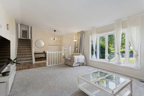 Tiny photo for 1012 Londonberry Court, Bolingbrook, IL 60440 (MLS # 12474410)