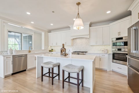 Tiny photo for 6035 Bentley (Lot 9) Avenue, Willowbrook, IL 60527 (MLS # 12633610)