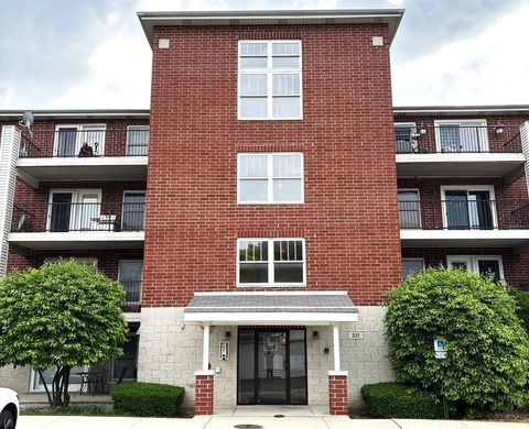Photo of 231 N Mill Road #11, Addison, IL 60101 (MLS # 12391746)