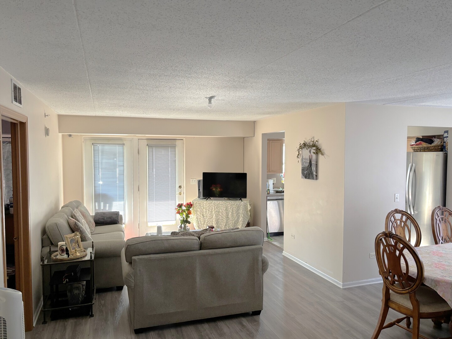 231 N Mill Road 11