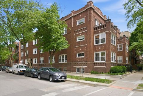Photo of 3503 N Lakewood Avenue #2, Chicago, IL 60657 (MLS # 12659110)