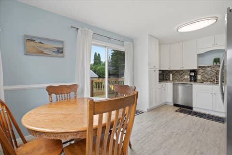 Tiny photo for 424 E Shorewood Road, Round Lake Beach, IL 60073 (MLS # 12732301)