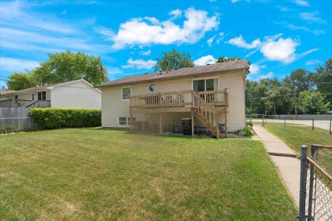 Tiny photo for 424 E Shorewood Road, Round Lake Beach, IL 60073 (MLS # 12732301)