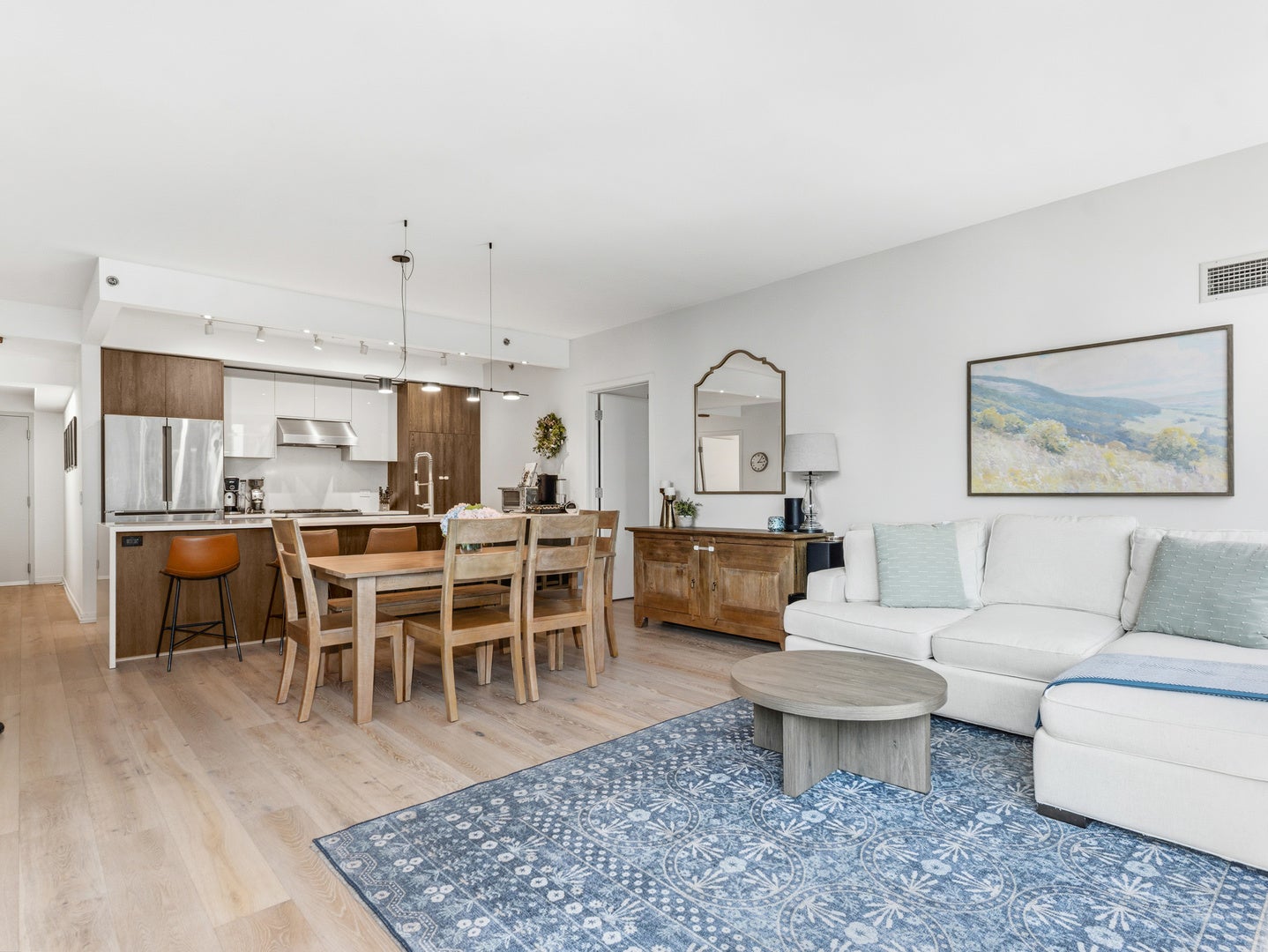 505 N McClurg Court 2301
