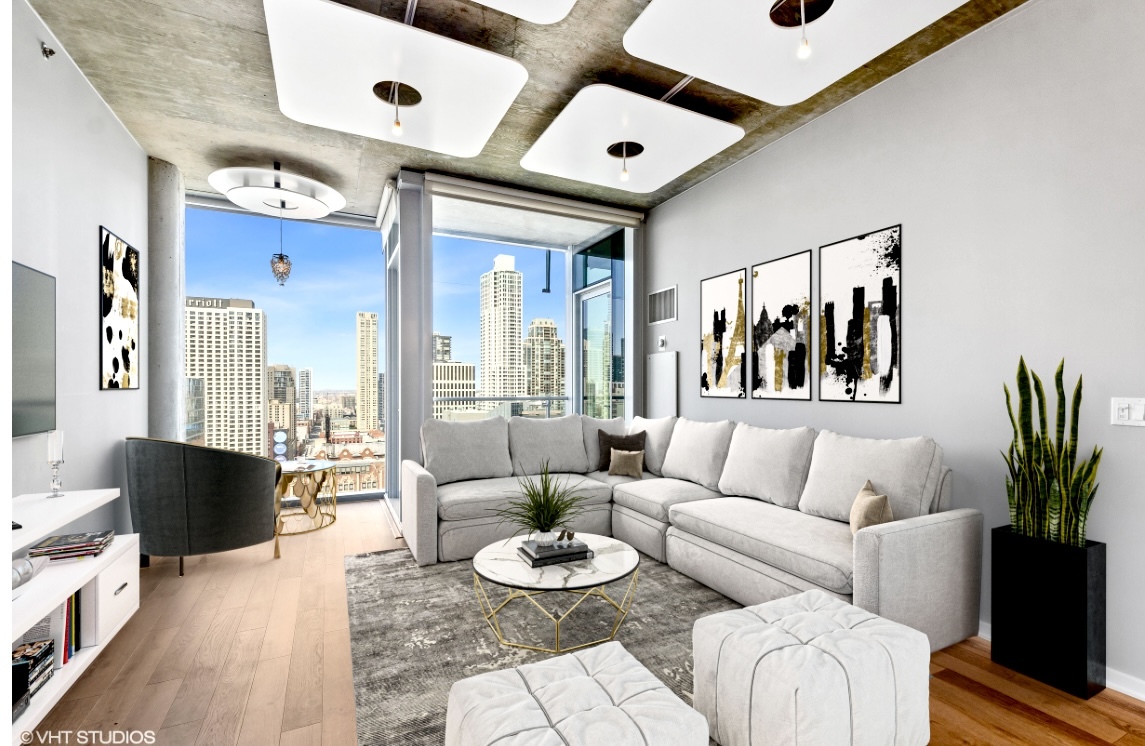 600 N FAIRBANKS Court 2906