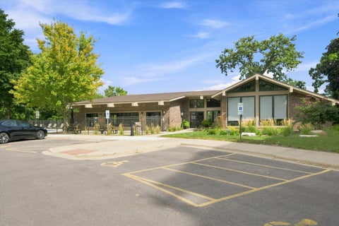 Tiny photo for 125 Lakeview Drive #604, Bloomingdale, IL 60108 (MLS # 12759844)