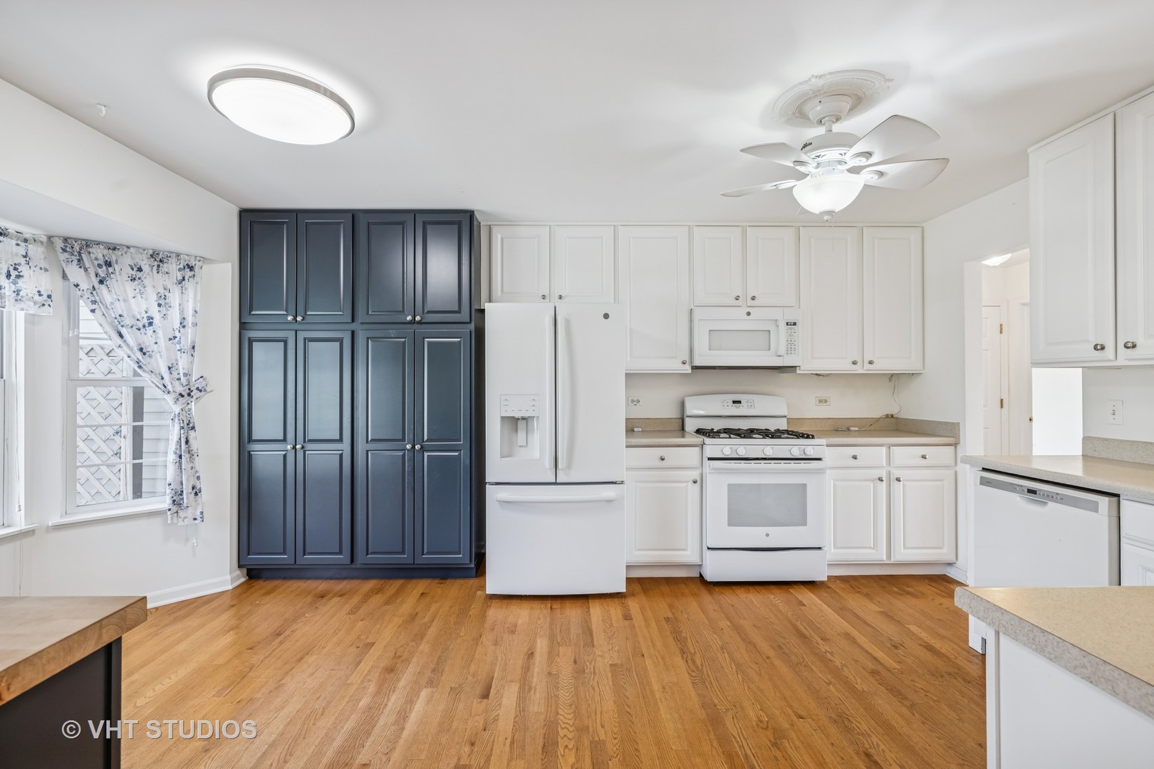 5801 Castlewood Trail