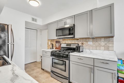 Tiny photo for 655 Hale Court, Wheeling, IL 60090 (MLS # 12545672)