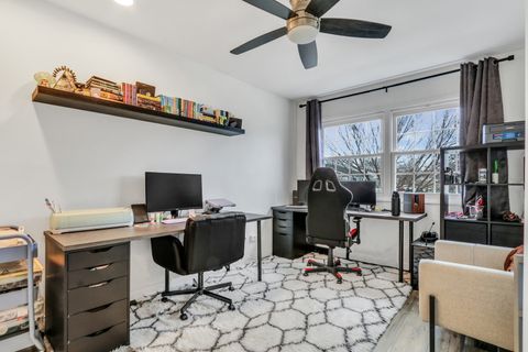 Tiny photo for 655 Hale Court, Wheeling, IL 60090 (MLS # 12545672)