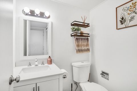 Tiny photo for 655 Hale Court, Wheeling, IL 60090 (MLS # 12545672)