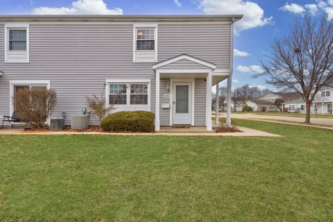 Tiny photo for 655 Hale Court, Wheeling, IL 60090 (MLS # 12545672)