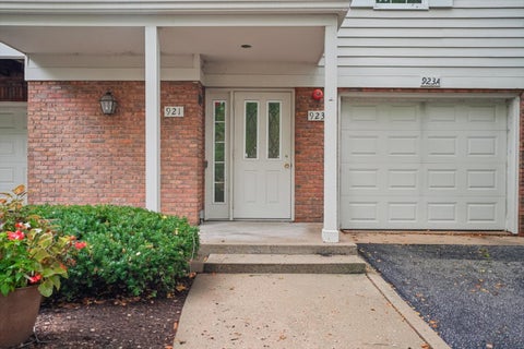 Tiny photo for 921B Cheshire Drive #B, Champaign, IL 61821 (MLS # 12762661)