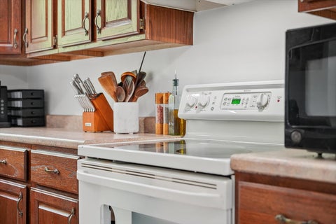 Tiny photo for 921B Cheshire Drive #B, Champaign, IL 61821 (MLS # 12762661)