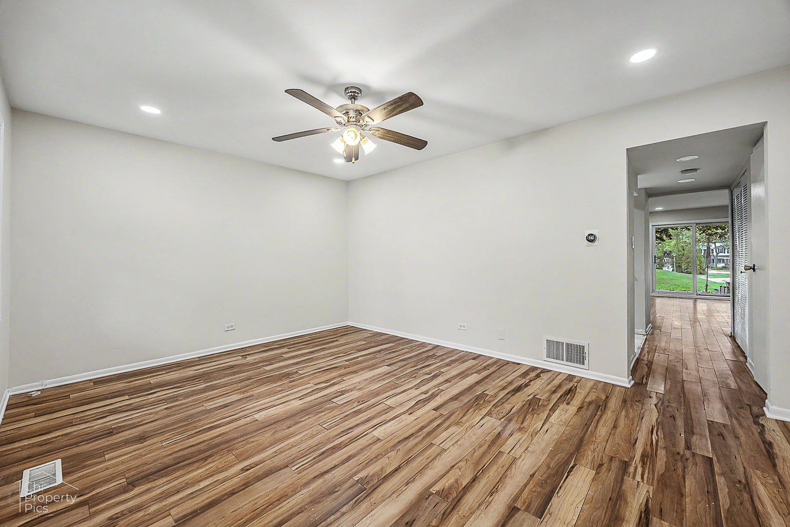 2102 Stanley Court