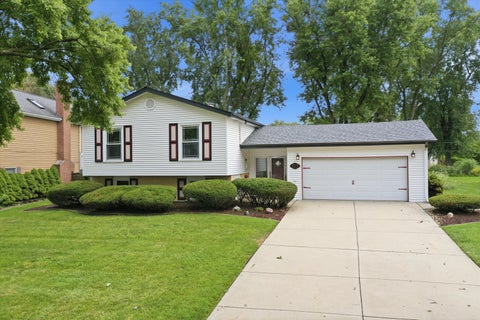Tiny photo for 1025 Belair Drive, Darien, IL 60561 (MLS # 12732564)