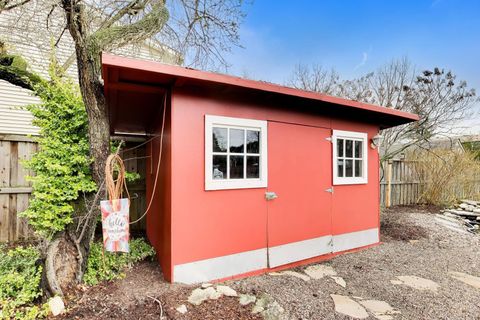 Tiny photo for 127 W King Henry Court, Palatine, IL 60067 (MLS # 12616903)