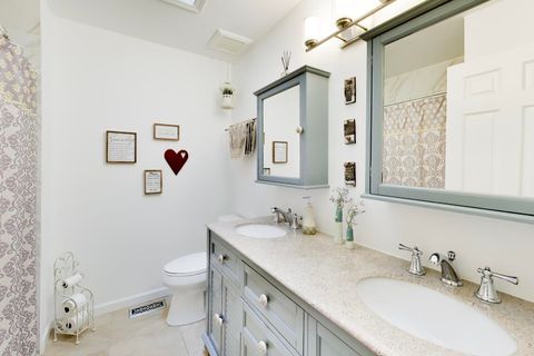 Tiny photo for 127 W King Henry Court, Palatine, IL 60067 (MLS # 12616903)