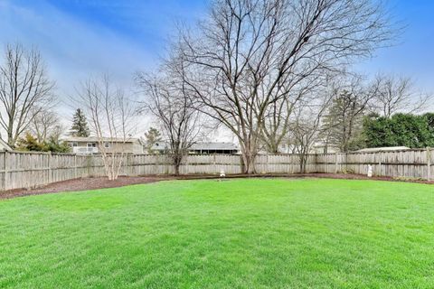 Tiny photo for 127 W King Henry Court, Palatine, IL 60067 (MLS # 12616903)
