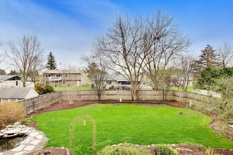 Tiny photo for 127 W King Henry Court, Palatine, IL 60067 (MLS # 12616903)