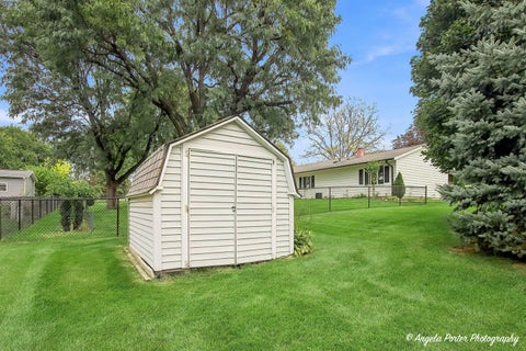 Tiny photo for 948 Wiltshire Drive, McHenry, IL 60050 (MLS # 12781934)