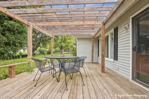 Tiny photo for 948 Wiltshire Drive, McHenry, IL 60050 (MLS # 12781934)