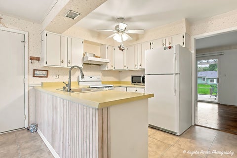 Tiny photo for 948 Wiltshire Drive, McHenry, IL 60050 (MLS # 12781934)