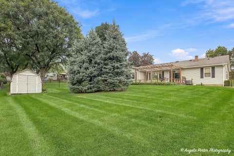 Tiny photo for 948 Wiltshire Drive, McHenry, IL 60050 (MLS # 12781934)