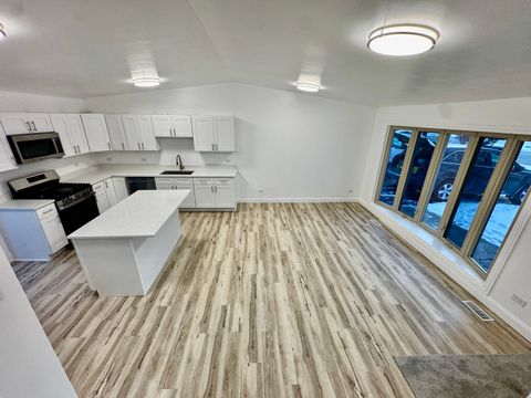 Tiny photo for 763 Cambridge Avenue, Matteson, IL 60443 (MLS # 12551756)