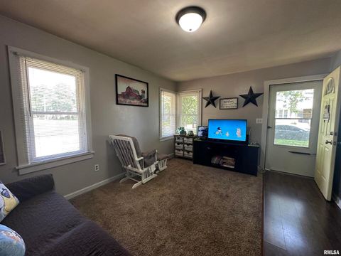 Tiny photo for 525 NORTH Street, Murphysboro, IL 62966 (MLS # 12537476)