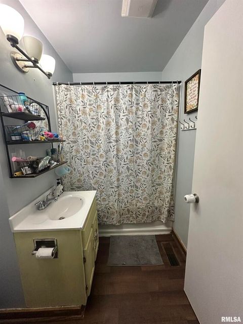 Tiny photo for 525 NORTH Street, Murphysboro, IL 62966 (MLS # 12537476)