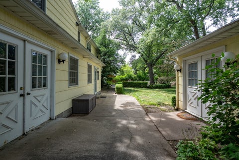 Tiny photo for 3517 26th Avenue A, Moline, IL 61265 (MLS # 12719888)