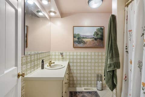 Tiny photo for 3517 26th Avenue A, Moline, IL 61265 (MLS # 12719888)
