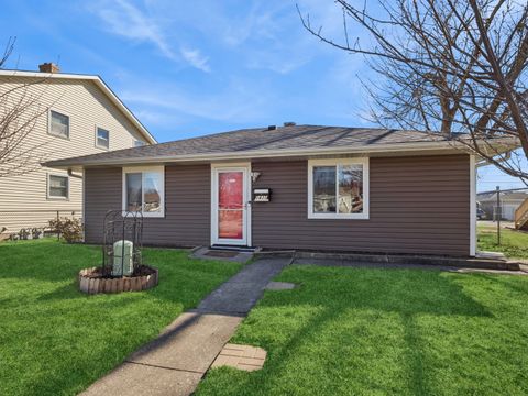 Photo of 1431 Elizabeth Avenue, North Chicago, IL 60064 (MLS # 12590113)