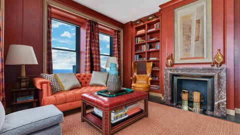 Tiny photo for 159 E WALTON Place #31A, Chicago, IL 60611 (MLS # 12527349)