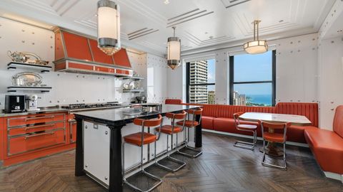 Tiny photo for 159 E WALTON Place #31A, Chicago, IL 60611 (MLS # 12527349)