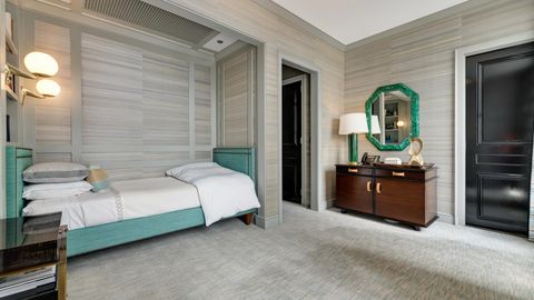 Tiny photo for 159 E WALTON Place #31A, Chicago, IL 60611 (MLS # 12527349)