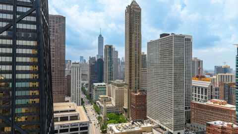 Tiny photo for 159 E WALTON Place #31A, Chicago, IL 60611 (MLS # 12527349)